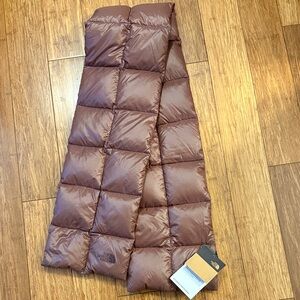 The North Face Voyager Puffer Scarf